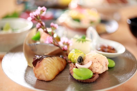 季節の会席料理「加賀の季」